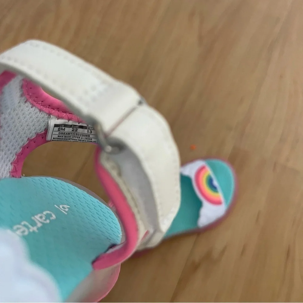 Nwot Carters Dreamy Girls Rainbow Light Up Sandals